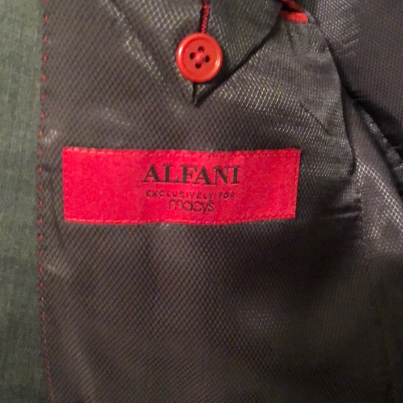 Dark suit.  Alfalni.  Medium to large sized. - Picture 2 of 4